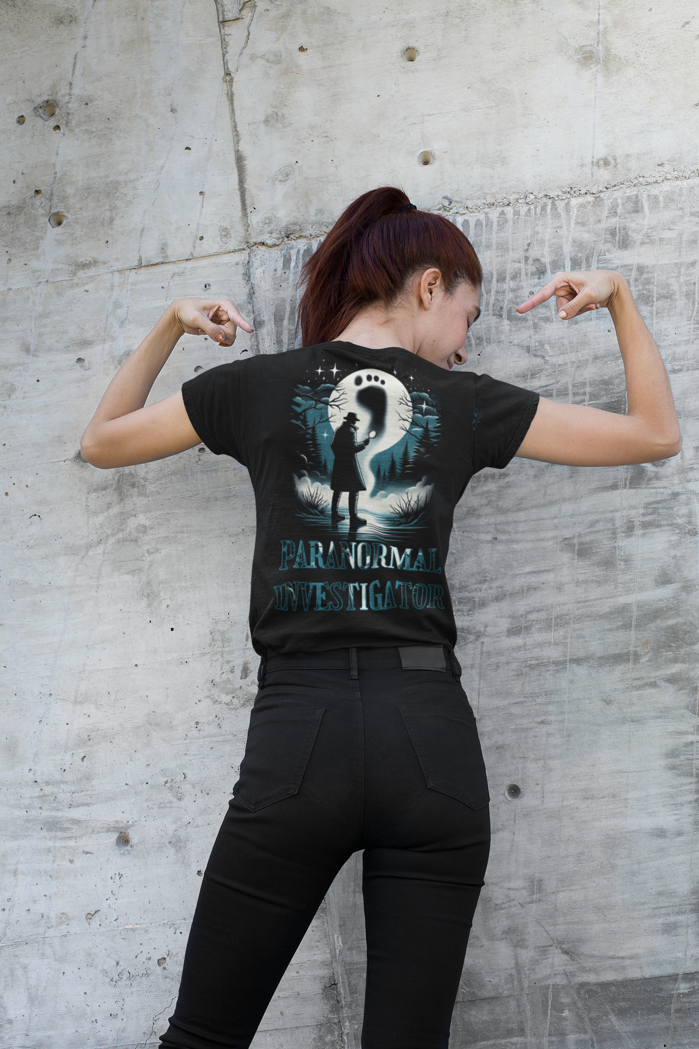 Phantom Footprint - Paranormal Investigator's Pursuit - Round Neck Half Sleeve Women's T-Shirt